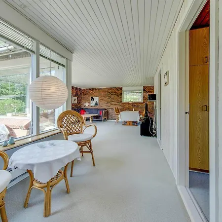 40520-juelsminde-pot-strandby-126 بيت للعطل